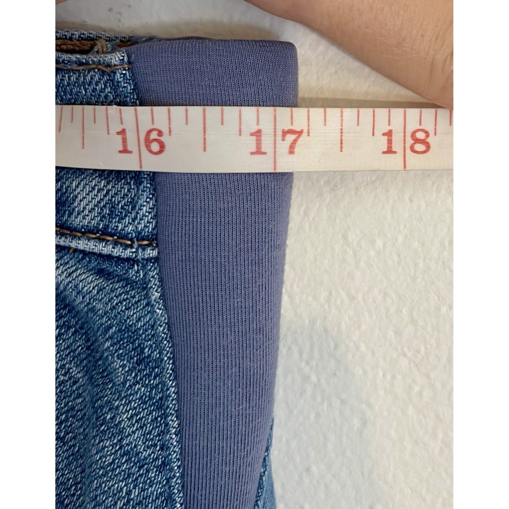 HATCH Claire Distressed Straight-Leg Maternity Jeans Under Bump 28 - Picture 14 of 16
